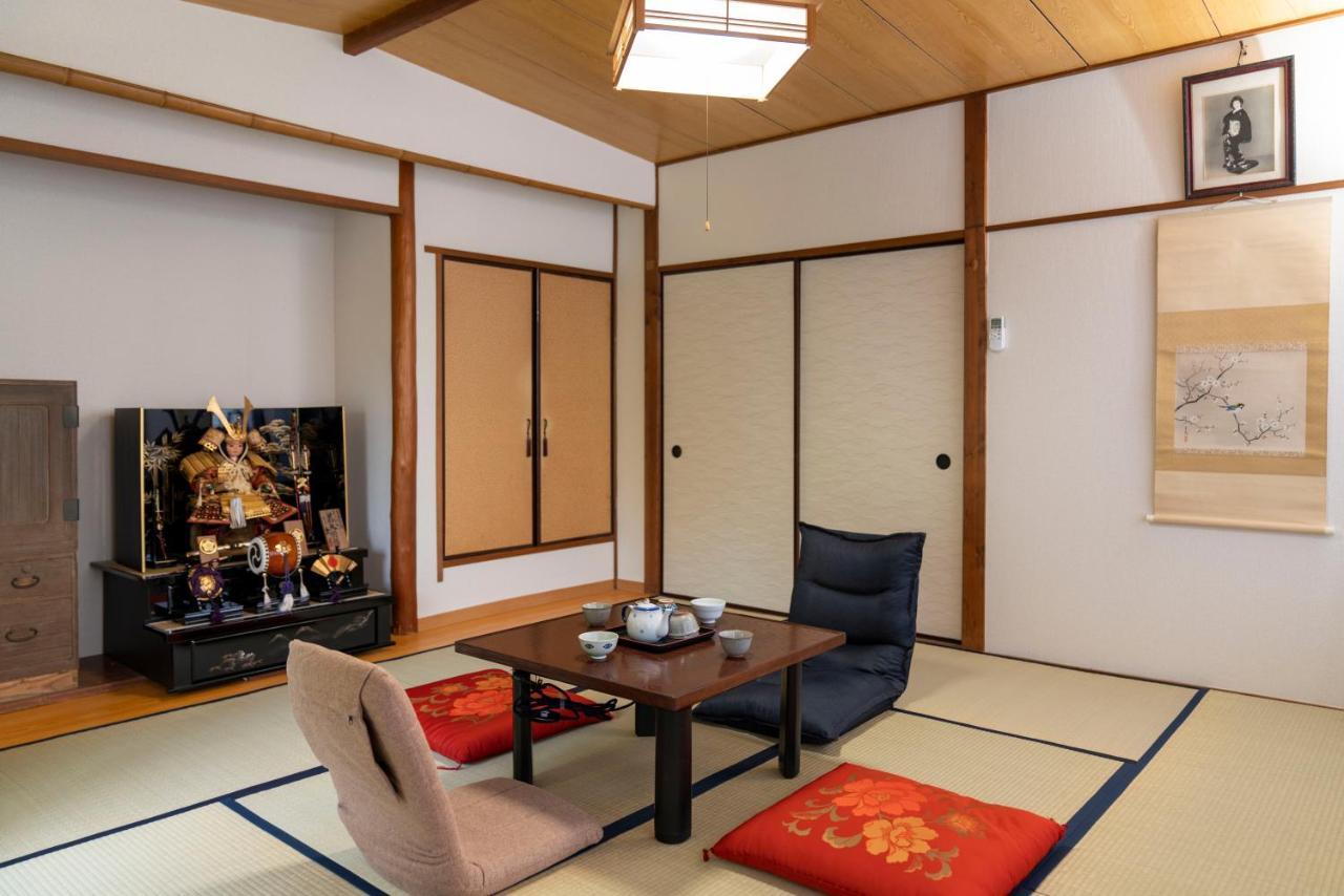 【箱根湯本】日本家屋・箱根湯本駅から徒歩15分、芸者教師の家 Hakone Exteriör bild