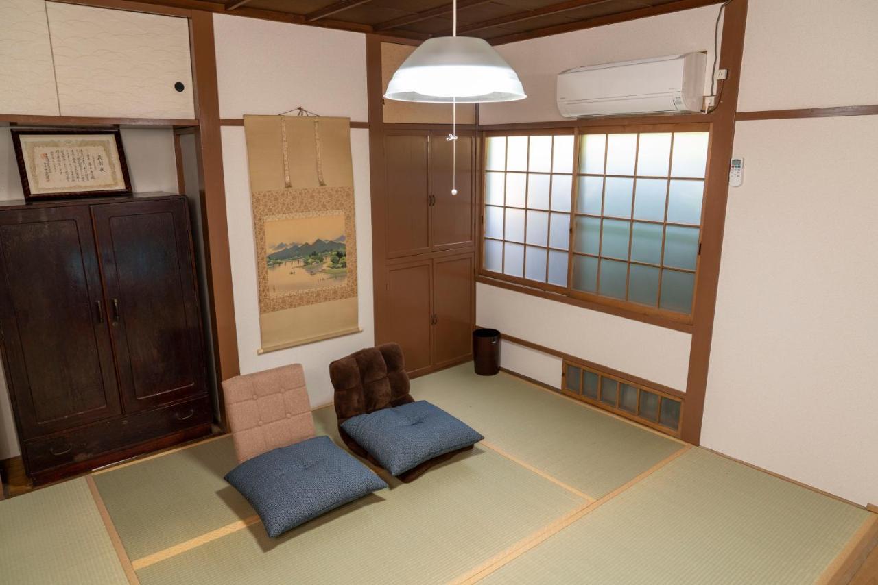【箱根湯本】日本家屋・箱根湯本駅から徒歩15分、芸者教師の家 Hakone Exteriör bild