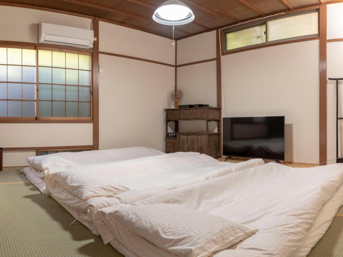 【箱根湯本】日本家屋・箱根湯本駅から徒歩15分、芸者教師の家 Hakone Exteriör bild